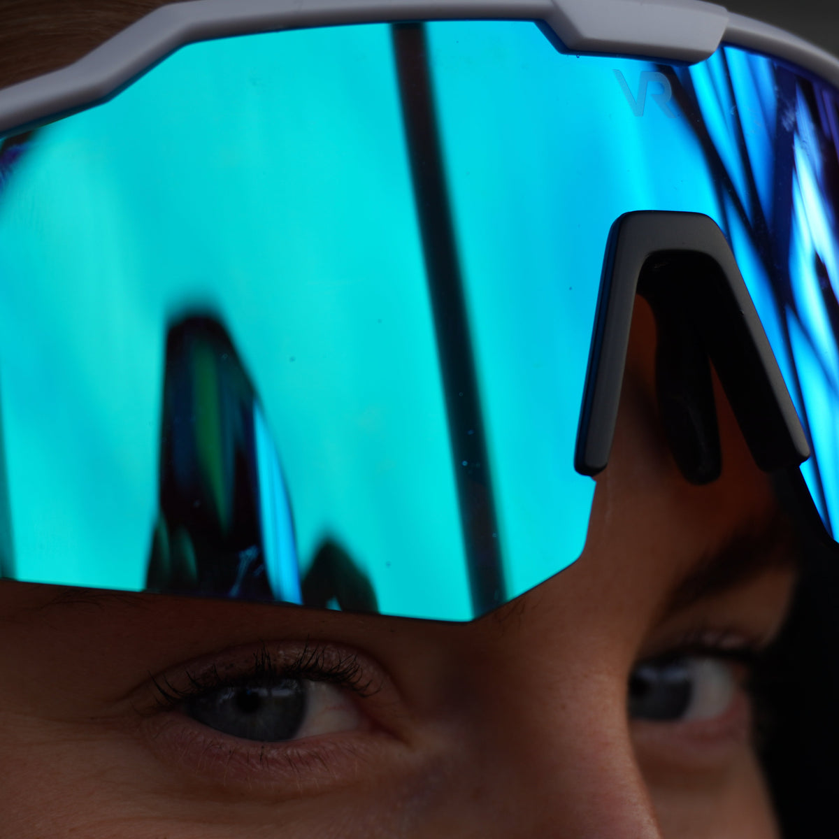 Everyday Running Sunglasses - Ice Blue
