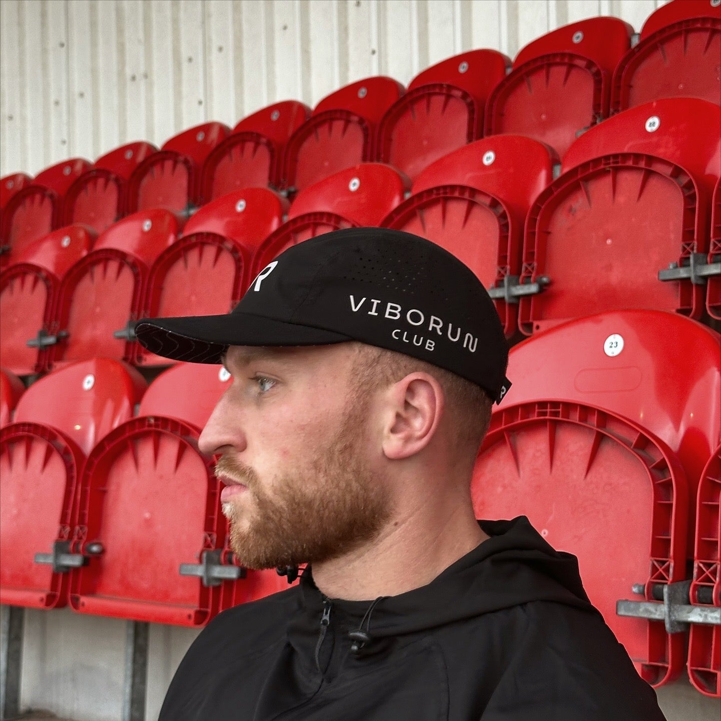 VIBORUN CLUB Edge Running Cap - Black